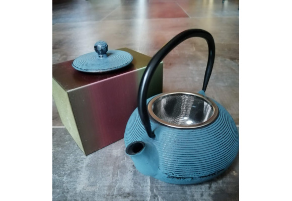 Les Théières en Fonte